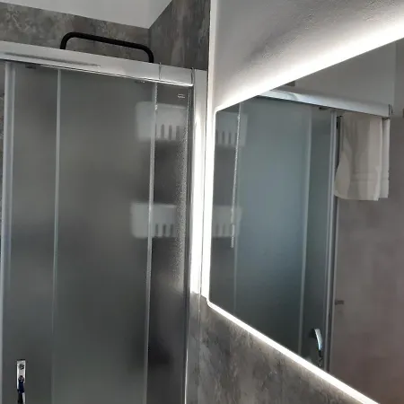 Piazza Mazzini بيت للعطل *